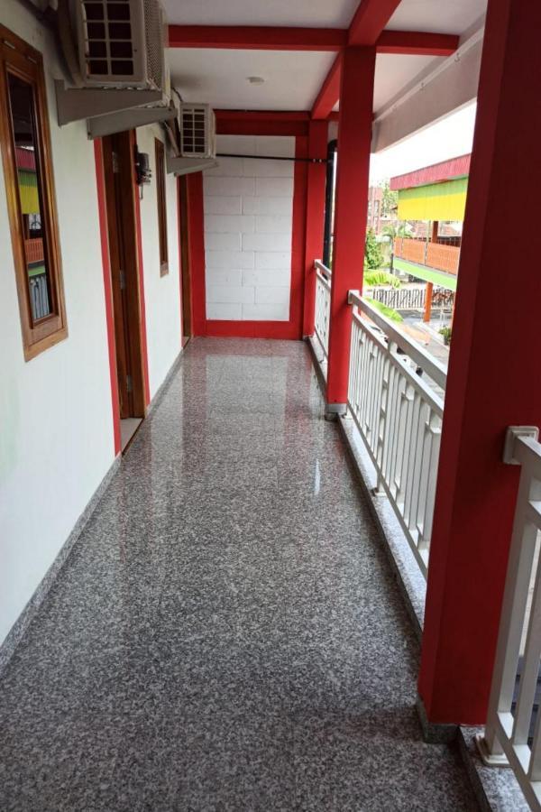 Hotel Harmony House Syariah Near Alun Alun Pati Mitra Reddoorz Exterior foto
