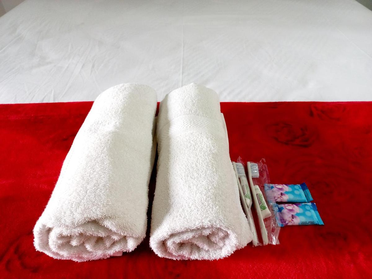 Hotel Harmony House Syariah Near Alun Alun Pati Mitra Reddoorz Exterior foto
