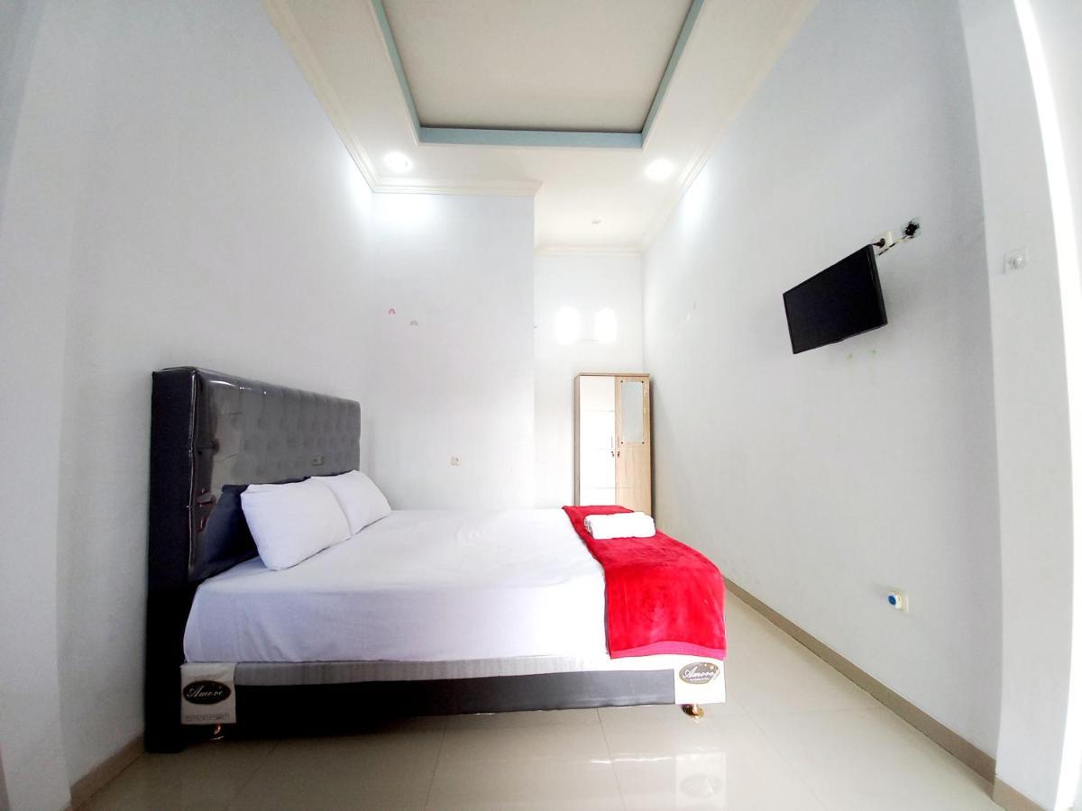 Hotel Harmony House Syariah Near Alun Alun Pati Mitra Reddoorz Exterior foto