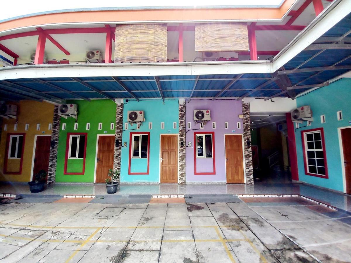 Hotel Harmony House Syariah Near Alun Alun Pati Mitra Reddoorz Exterior foto